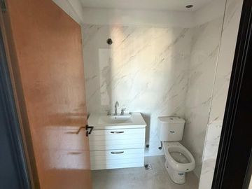 VENTA DEPARTAMENTO 3 AMBIENTES EN LINIERS SEMIPISO