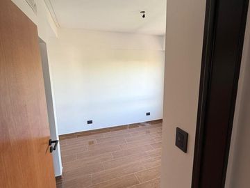 VENTA DEPARTAMENTO 3 AMBIENTES EN LINIERS SEMIPISO