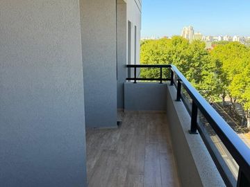 VENTA DEPARTAMENTO 3 AMBIENTES EN LINIERS SEMIPISO