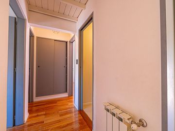 CASA 5 AMBIENTES VENTA HAEDO CON PARQUE Y PILETA