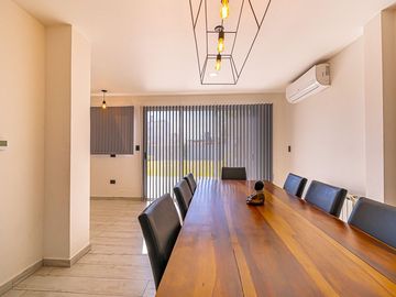 CASA 5 AMBIENTES VENTA HAEDO CON PARQUE Y PILETA