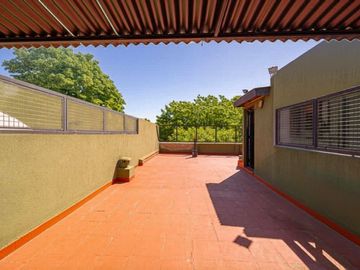 VENTA PH TIPO CASA CABALLITO COCHERA PATIO