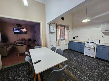 Casa 3 ambientes VENTA Gerly AVELLANEDA c terraza