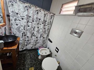 Casa 3 ambientes VENTA Gerly AVELLANEDA c terraza