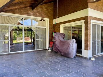 Casa venta 5 amb Barrio San Patricio Fco Alvarez