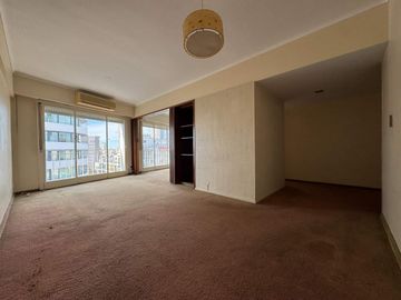 Dpto 4 amb en venta en Palermo c/depend y vista