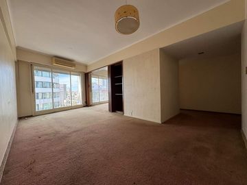 Dpto 4 amb en venta en Palermo c/depend y vista