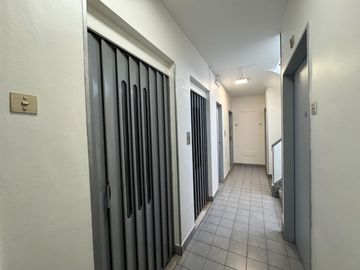 Dpto 4 amb en venta en Palermo c/depend y vista