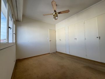 Dpto 4 amb en venta en Palermo c/depend y vista