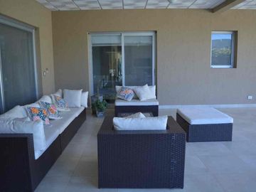 Exclusiva casa en venta - Las Casuarinas del Pilar