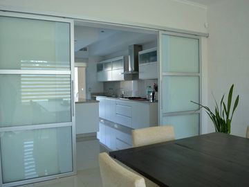 Exclusiva casa en venta - Las Casuarinas del Pilar