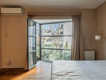 VENTA CASA 6 AMB PARQUE CHACABUCO JARDIN Y TERRAZA