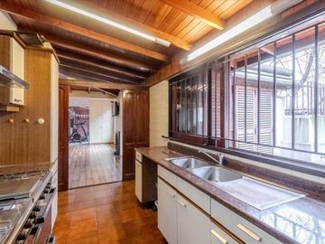 Gran PH tipo casa  en Venta -Caballito -Apto Prof.