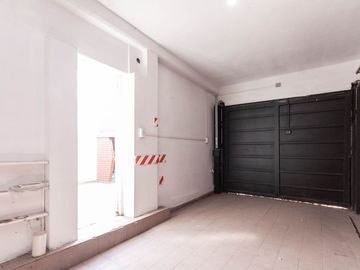 VENTA CASA 3 AMB PATIO COCHERA TERRAZA LANUS ESTE
