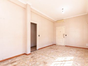 VENTA CASA 3 AMB PATIO COCHERA TERRAZA LANUS ESTE