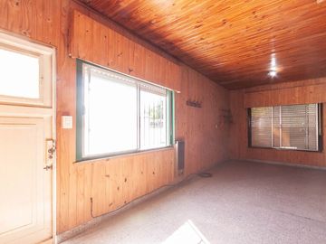VENTA CASA 3 AMB PATIO COCHERA TERRAZA LANUS ESTE
