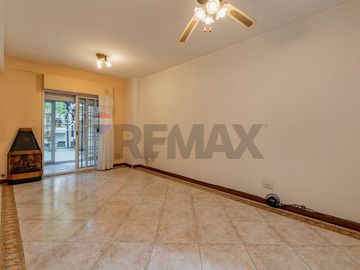 2 Ambientes con balcon terraza en FLORESTA!!