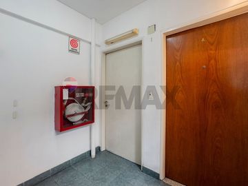 2 Ambientes con balcon terraza en FLORESTA!!