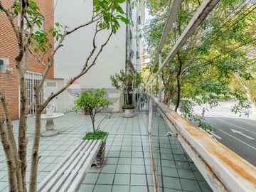 2 Ambientes con balcon terraza en FLORESTA!!