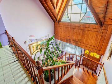 VENTA CASA 6 AMB EN VERSALLES C/ PILETA Y GARAGE