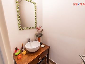 VENTA CASA 5 AMB CON PILETA VILLA DEL PARQUE