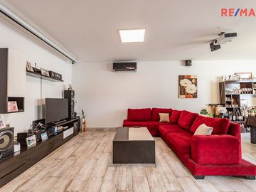 VENTA CASA 5 AMB CON PILETA VILLA DEL PARQUE