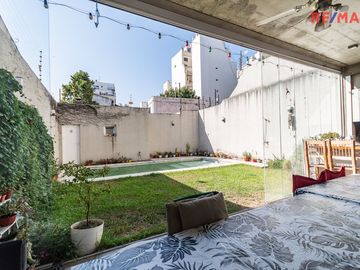 VENTA CASA 5 AMB CON PILETA VILLA DEL PARQUE