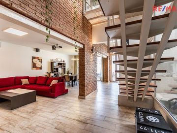 VENTA CASA 5 AMB CON PILETA VILLA DEL PARQUE