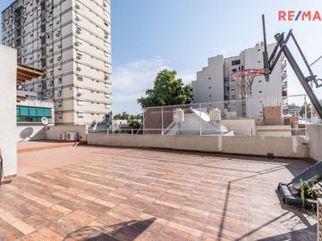 VENTA CASA 5 AMB CON PILETA VILLA DEL PARQUE
