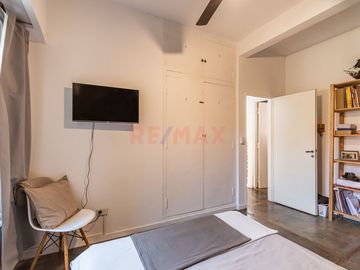 VENTA CASA 5 AMB CON PILETA EN FLORES