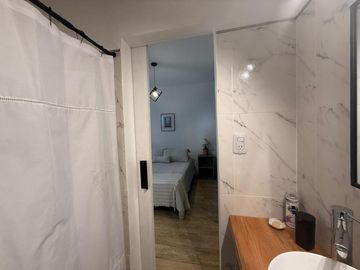 VENTA MONOAMBIENTE RECICLADO Y AMOBLADO 27 MT