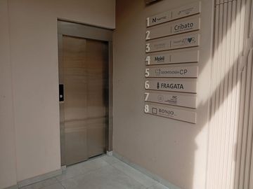 Venta oficina 48 m2 excelente estado!!