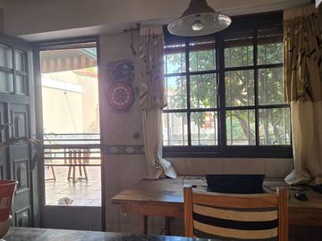 CASA CON JARDIN EN LANUS OESTE