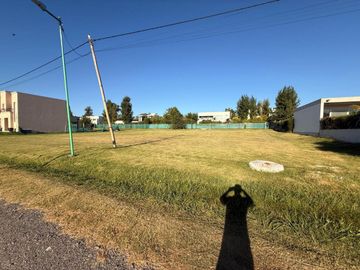 Terreno en venta barrio cerrado - La Plata