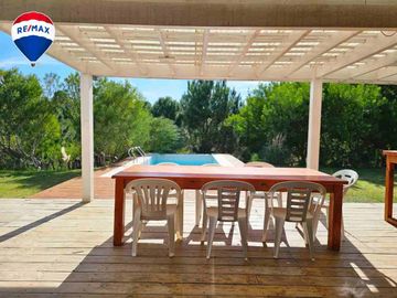CASA VENTA COSTA ESMERALDA 5 AMBIENTES