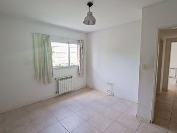 VENTA DEPARTAMENTO 2 DORMITORIOS, COCHERA/BAULERA