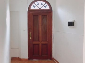 VENTA CASA 4 AMB EN BECCAR CON JARDIN APTO CRÉDITO