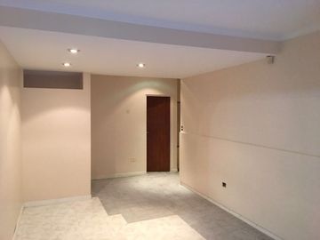 VENTA CASA 4 AMB EN BECCAR CON JARDIN APTO CRÉDITO