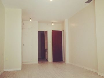 VENTA CASA 4 AMB EN BECCAR CON JARDIN APTO CRÉDITO