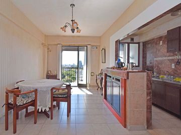 VENTA 3 AMB PISO ALTO VISTA ABIERTA Y LUZ SAAVEDRA