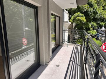 VENTA DEPARTAMENTO 2 AMB CON BALCON CHACARITA