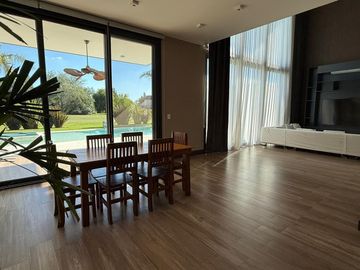 CASA 6 AMBIENTES EN ALQUILER SAINT THOMAS OESTE