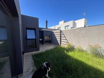 DUPLEX A ESTRENAR EN SAN IGNACIO VILLAGE 3 DORM