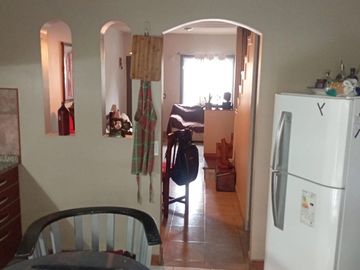 VENTA IMPECABLE DUPLEX 3 AMB. EN ARCOS DEL OESTE