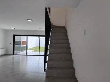 Venta Dúplex 3 Dormitorios Docta Cordoba