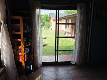 VENTA CASA EN CHACRAS DE OPEN DOOR PILETA GALPON