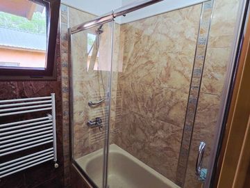 VENTA CASA EN CHACRAS DE OPEN DOOR PILETA GALPON