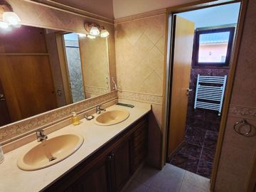 VENTA CASA EN CHACRAS DE OPEN DOOR PILETA GALPON