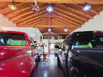 VENTA CASA EN CHACRAS DE OPEN DOOR PILETA GALPON