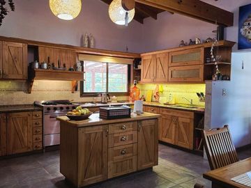 VENTA CASA EN CHACRAS DE OPEN DOOR PILETA GALPON